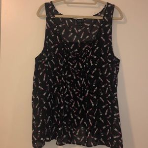 Torrid Lipstick print Top